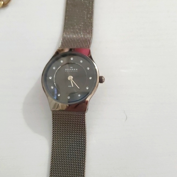 Skagen Ladies Quartz Stainless Steel watch A233XSSTM - Picture 1 of 4